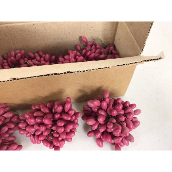 Red Berries Artificial Fake Fruits Christmas Craft Holly Berry Decor Lot - Picture 8 of 8